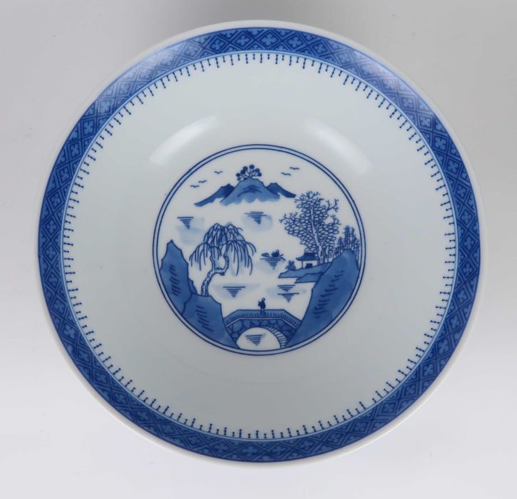 Taça em porcelana da China Cantão