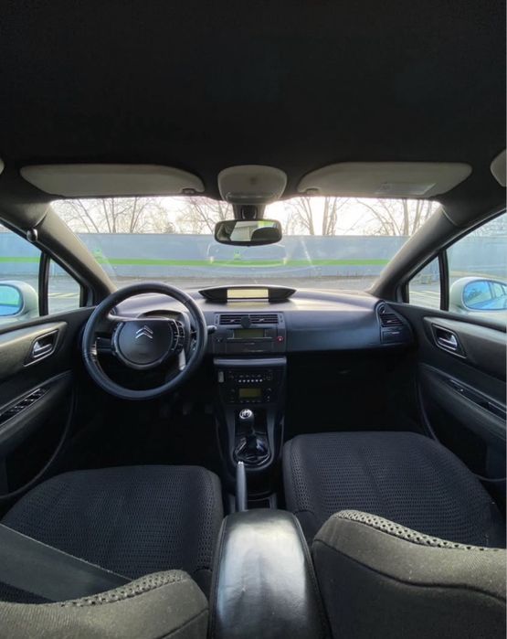 Vendo Citroën C4 1.6 HDI (Diesel), versão VTR,