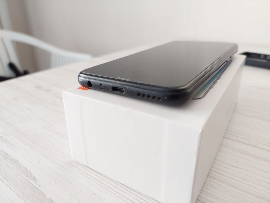 Xiaomi redmi note 8 4/64gb