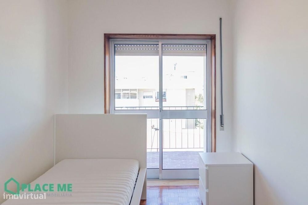 Quarto individual em Braga (São Lázaro) próximo do Continente Bom Dia