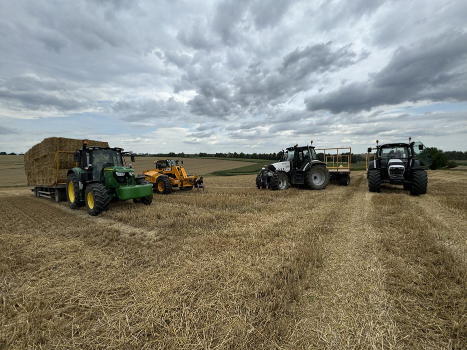 Prasowanie słomy prasą kostujacą KRONE BIG PACK 1290 XC cala Polska