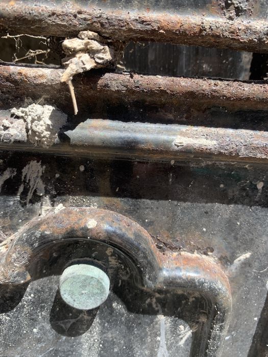 Frente do forno HERGOM No 8 em ferro fundido antigo