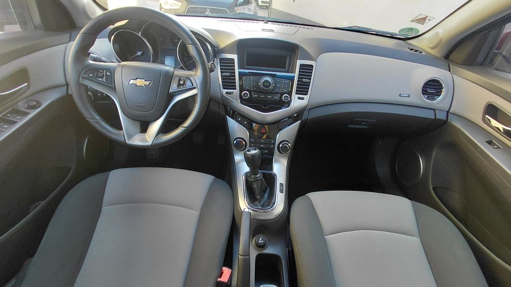**Chevrolet Cruze Daweoo 2.0cdti 150Km**