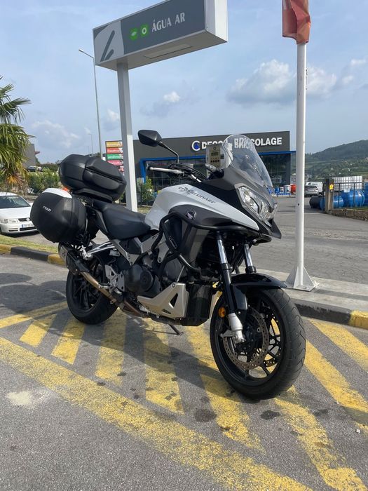 Honda VFR Crossrunner X