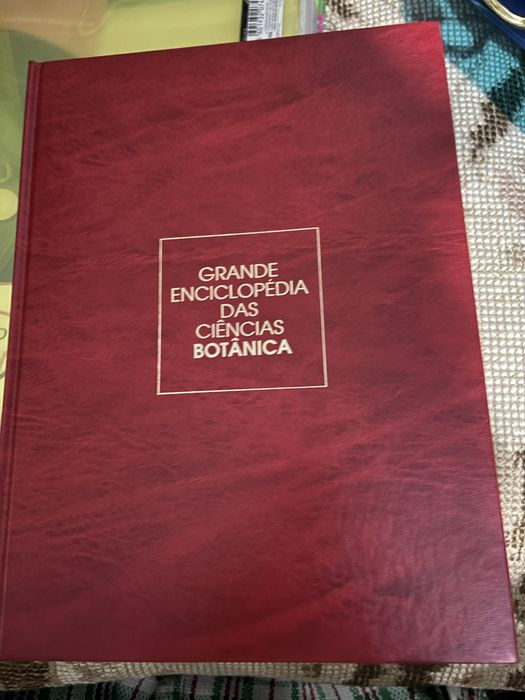 Enciclopédia de várias áreas das Ciências