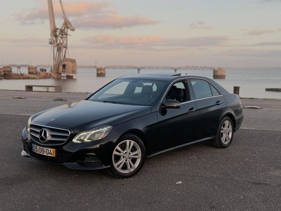 Mercedes-Benz E250 só 82.000 kms Nacional