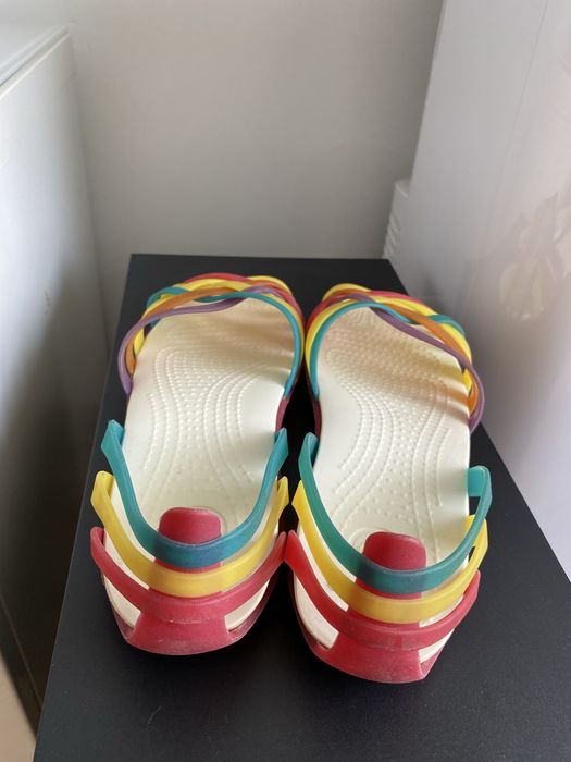 Kultowe sandały Crocs Huarache r. 36/37 W6