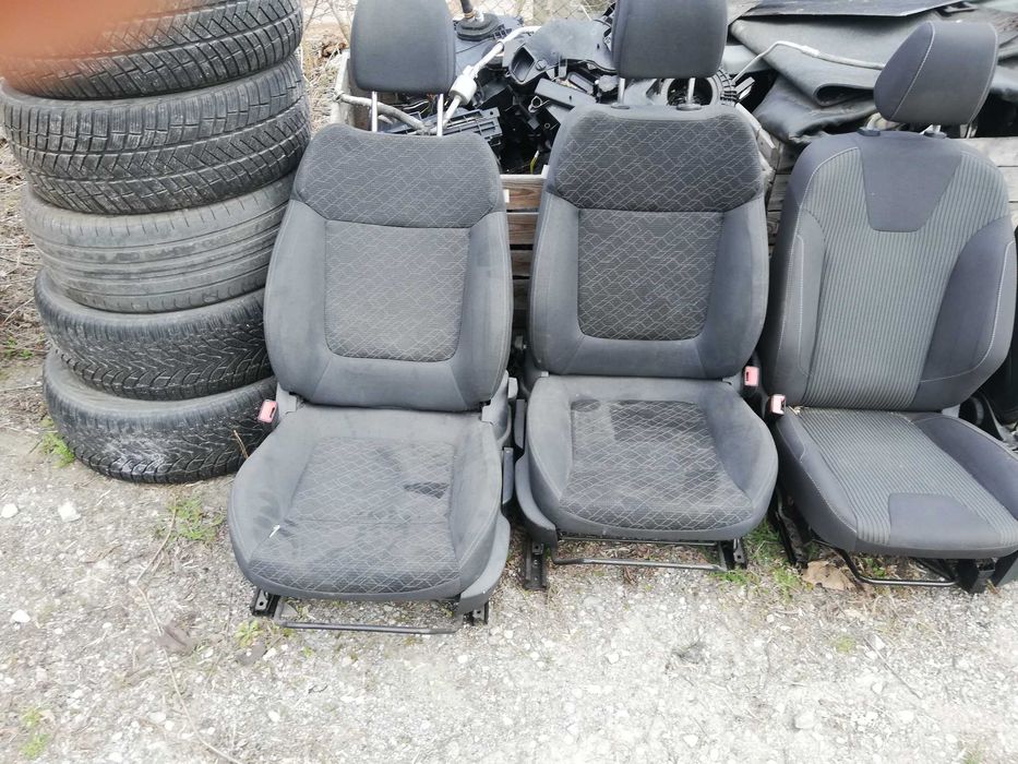 fotele samochodowe rózne modele , zagowki , pasy