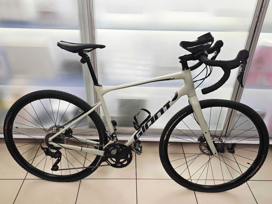 Rower Gravel Giant REVOLT 1 GRX