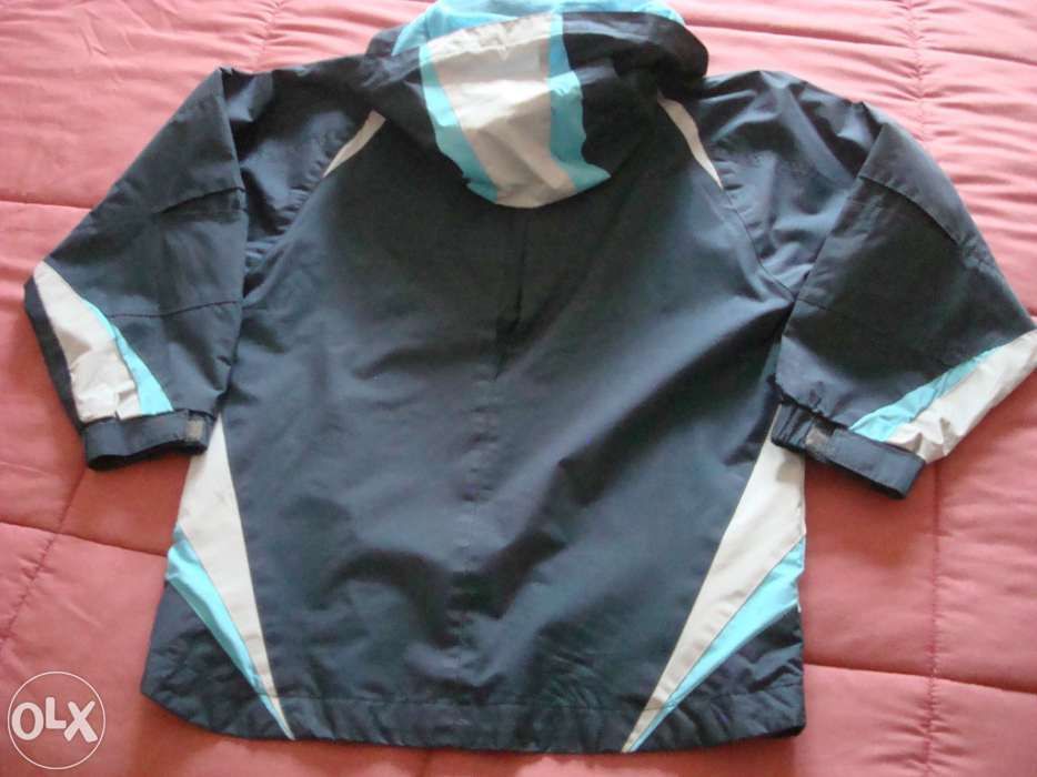 Impermeável de menino 8 anos como novo