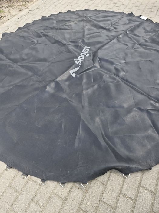 Sprzedam mate do trampoliny 312