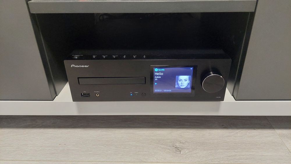 Odtwarzacz sieciowy amplituner PIONEER X-HM 76
X-HM76