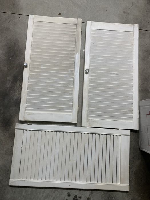 3 portas em madeira