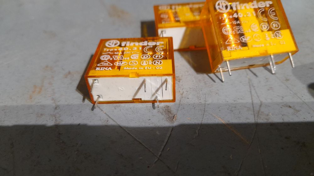 Mini Finder Relays + Bases64739693144066121