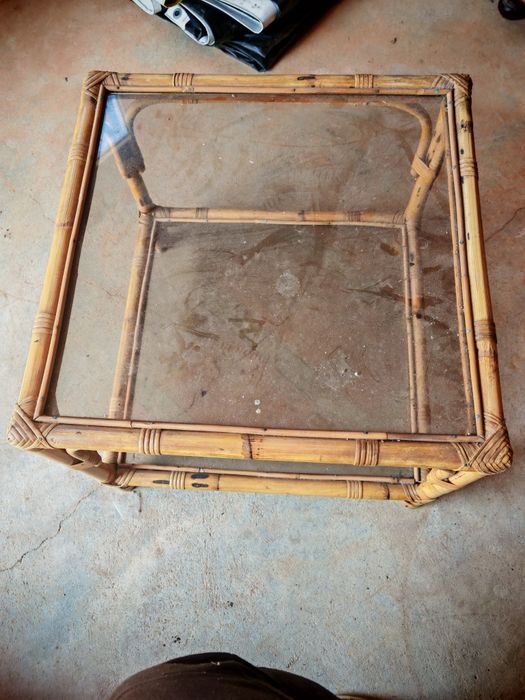 Mesa e Estante em Bambu