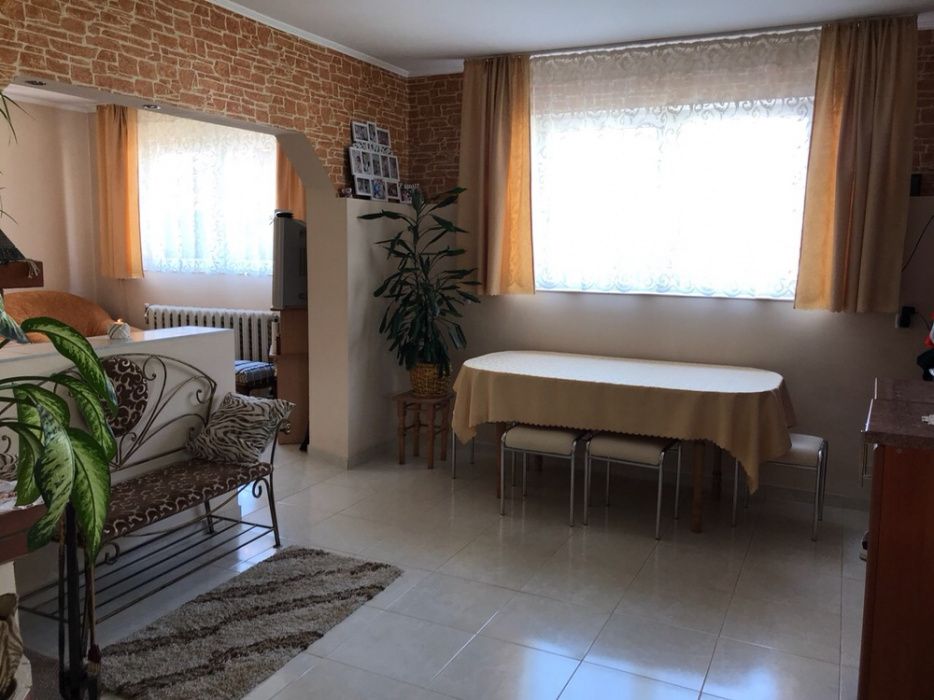 Здається  будинок в затишному місці Свалява!