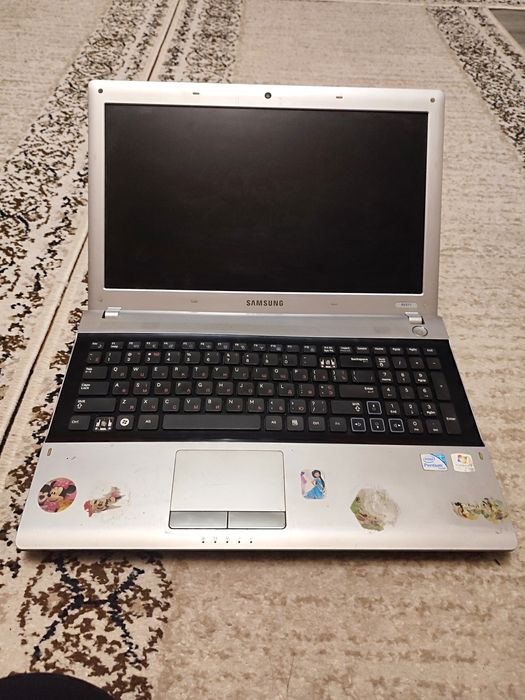 Ноутбук Samsung RV511 15.6" нет жёсткого диска,2й планки RAM, Wi-Fi.