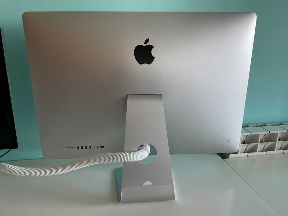 iMac 27" Retina 5K (2019) i9 8-Core 64GB RAM (com caixa original)