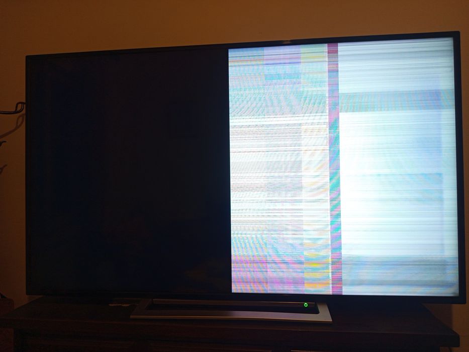 vendo TV Toshiba 58 avariada.
