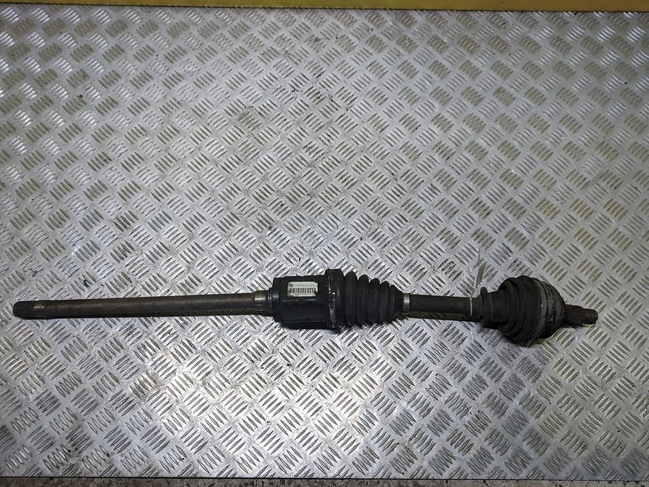 Піввісь передня права БМВ Х5 Е53 привідний вал шрус BMW X5 E53 шрот бу