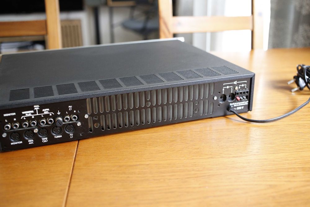 Wzmacniacz zintegrowany Telefunken CA 10, piękny stan, Kraków.