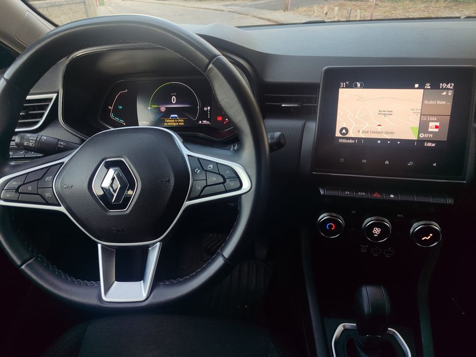 Renault Clio 1.6 E-tech Hybrid