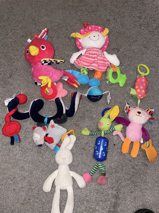 Іграшки інтерактивні на коляску