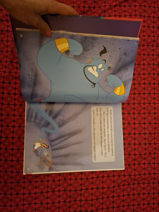 Livro + DVD do filme Aladino