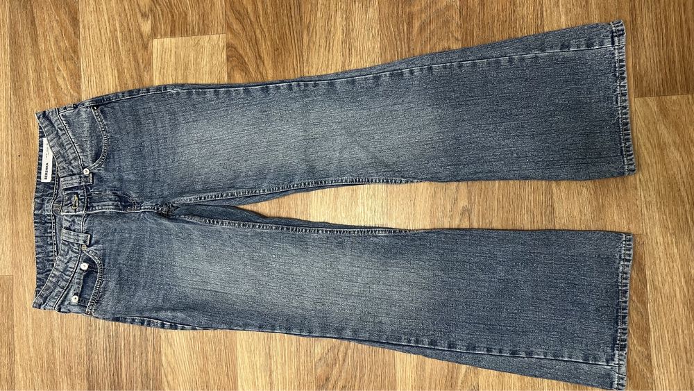 Нові джинси Bershka