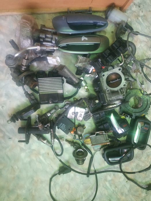 Продаю авентус после дтп