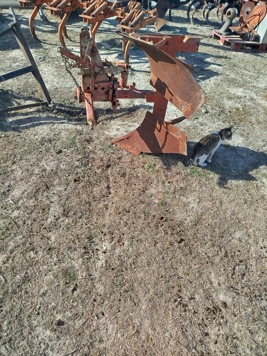Troco ou vendo charrua de 8 polegadas