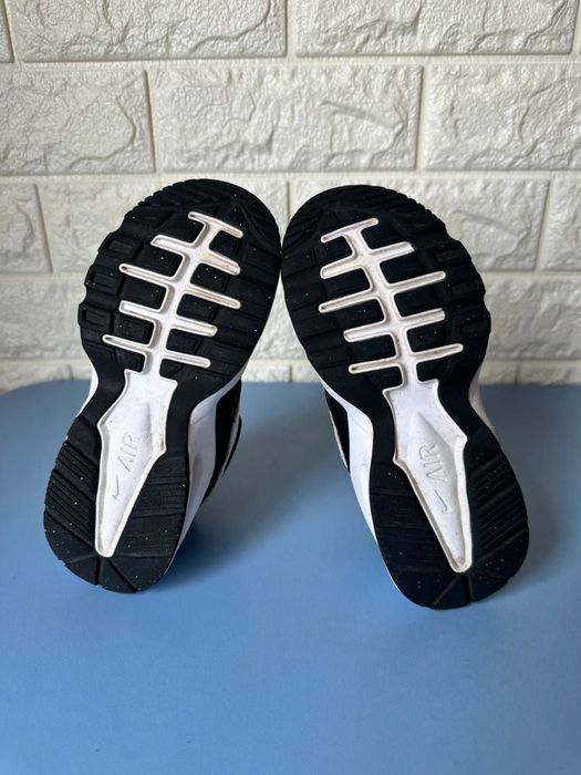 Кросовки Nike 27p мокасини черевики ботинки хайтопи чоботи сапоги кросовки ecco adidas