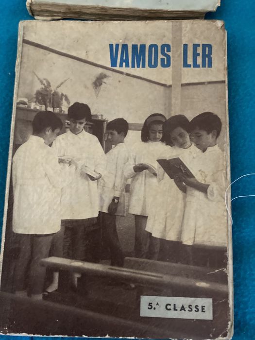 Livros antigos a bom preço