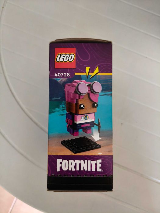 Lego 40728 Brick Headz Brite Bomber