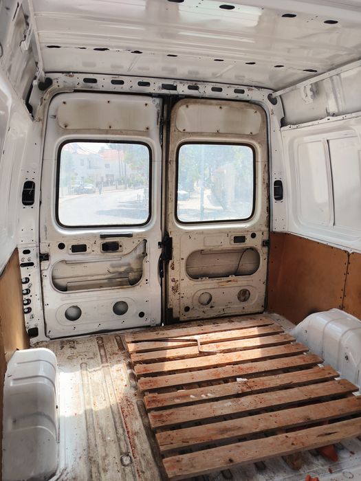 Ford Transit em bom estado