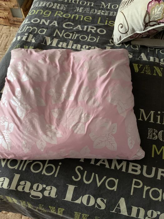 Подушка пірьева  48/48 см