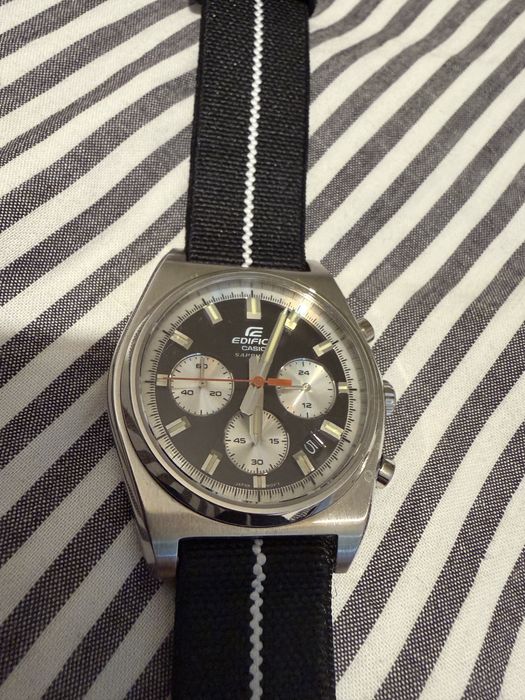 Casio Edifice EFB chrono- bardzo dobry stan, dwa paski