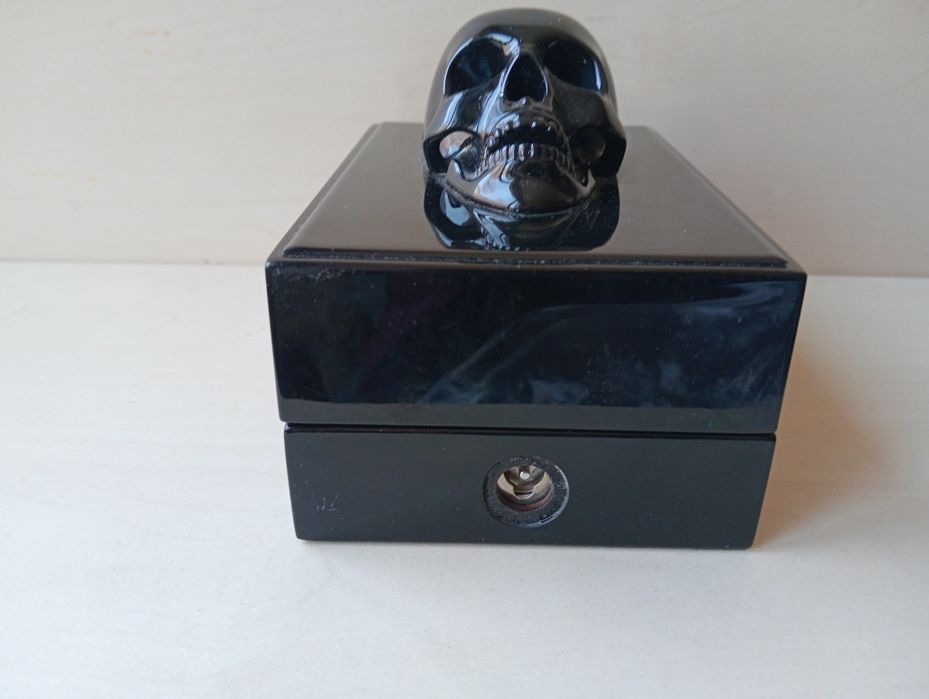 Коробка от духов Kilian black phantom