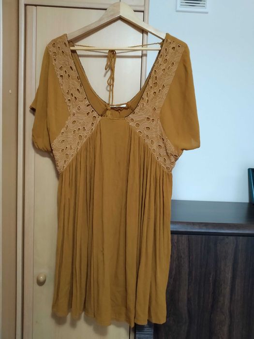 Sukienka krótka ruda rozm. M