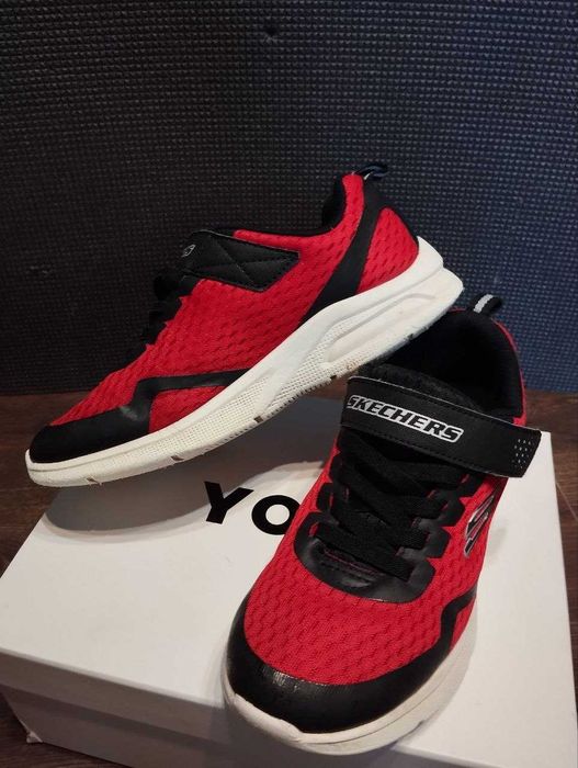 Кросівки Skechers розмір 37 стан нових