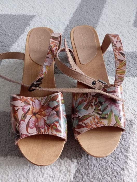 Nowe buty skóra Sanita 41