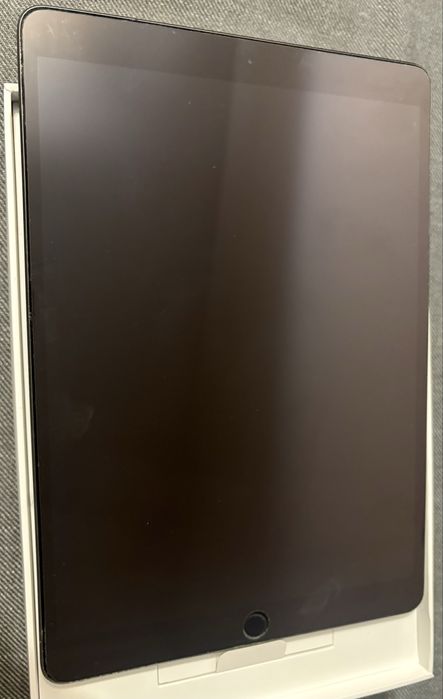 Ipad Air Wi-Fi + Cellular Space Gray 64GB