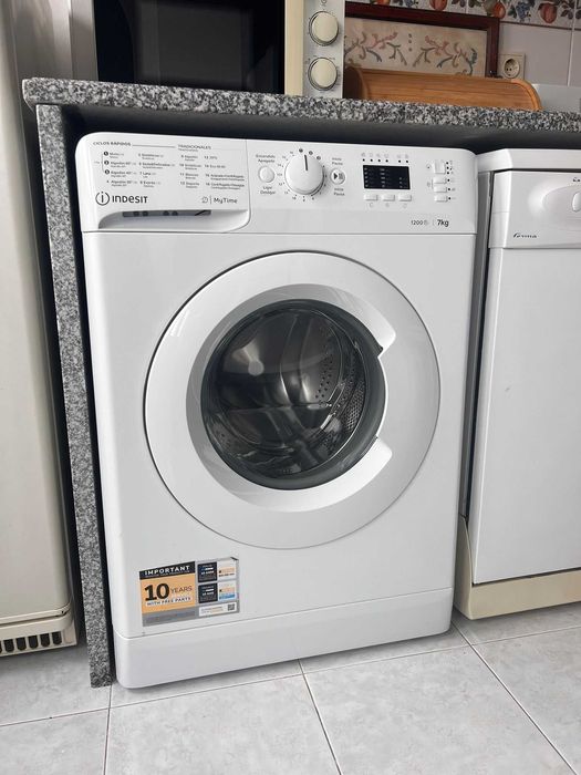 Maquina de lavar roupas 7Kg