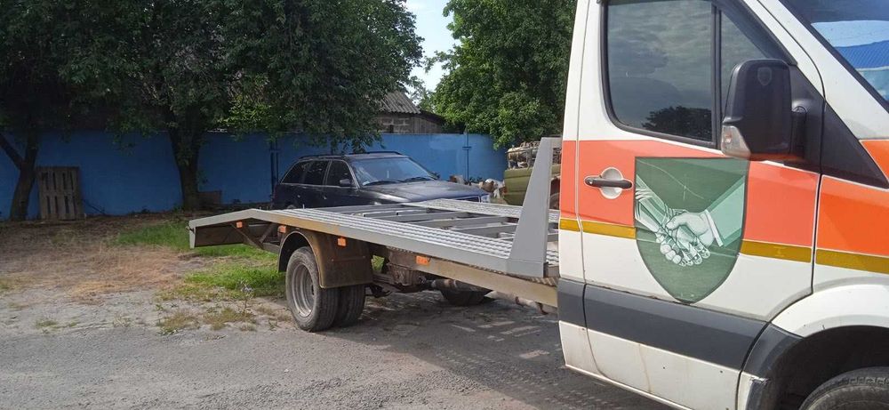 Мерседес Евакуатор