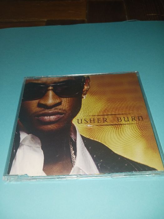 2 CD's Usher original