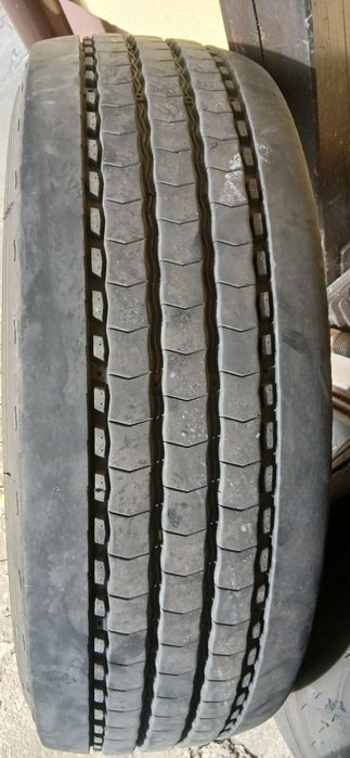 Opony 285/70 R 19,5