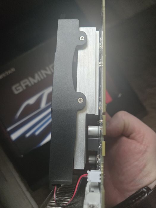 Відеокарта Radeon RX 550 4Gb