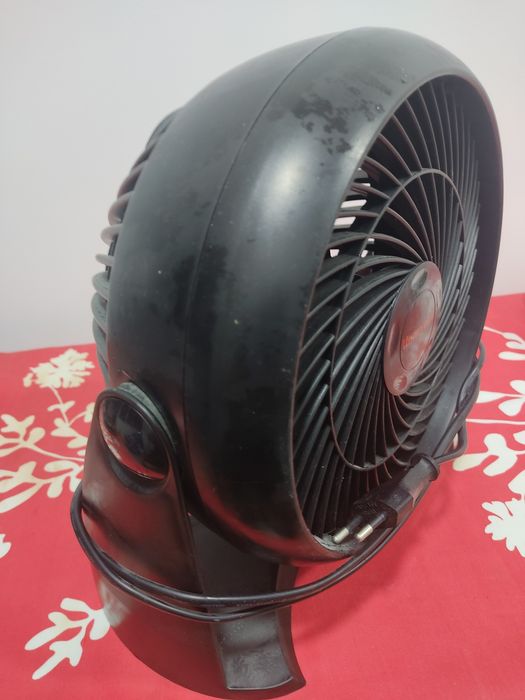 Ventoinha de chão ou de mesa