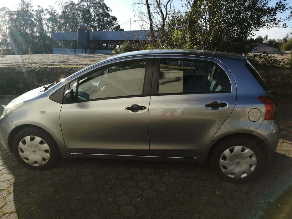 TOYOTA YARIS   -   157 000 Km