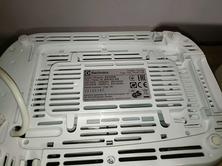 Тостер Electrolux